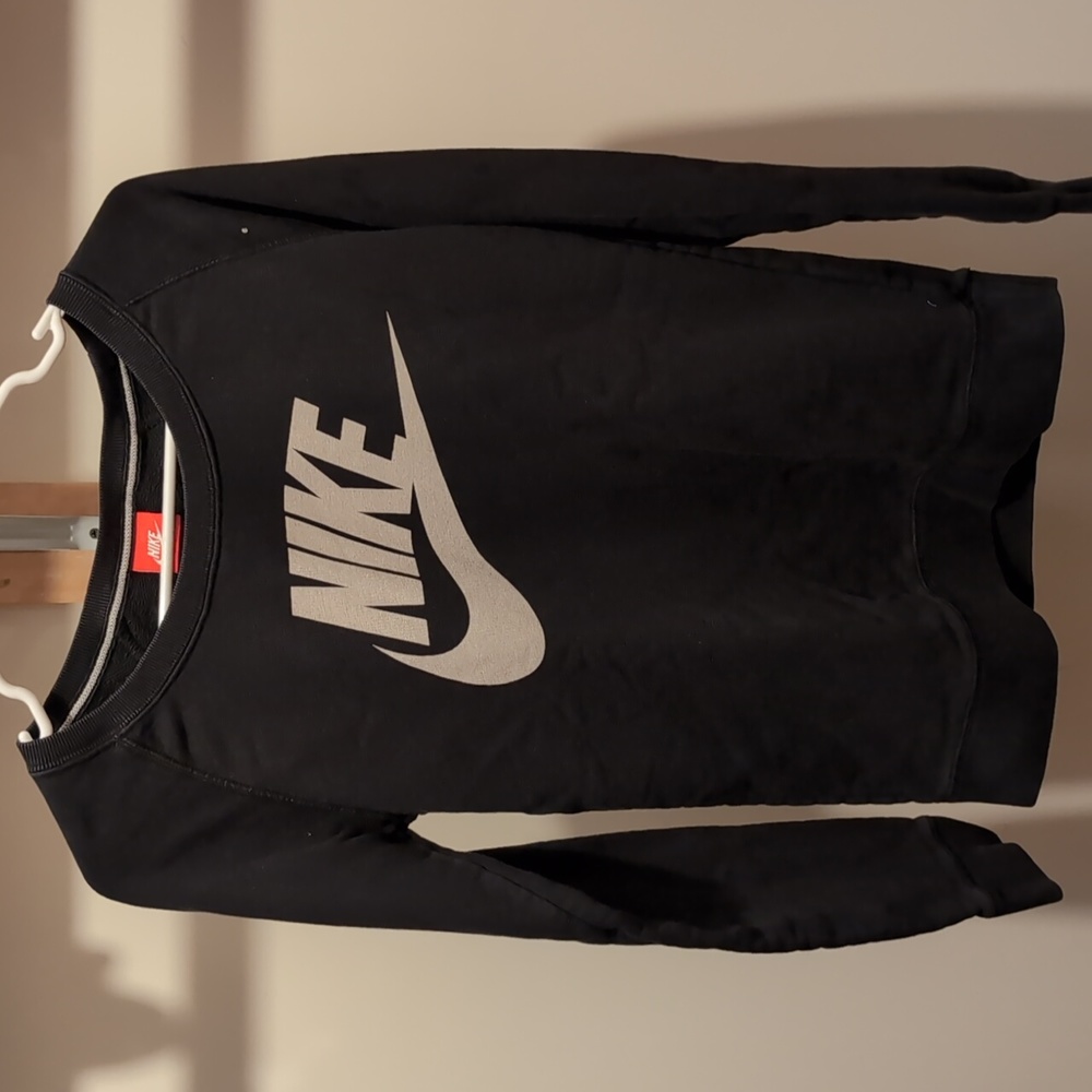 Nike sweater